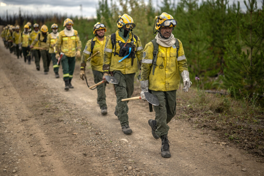 Reise zum Klima, Kanada, British Columbia, Wildfire, Firefighters, Quesnel,