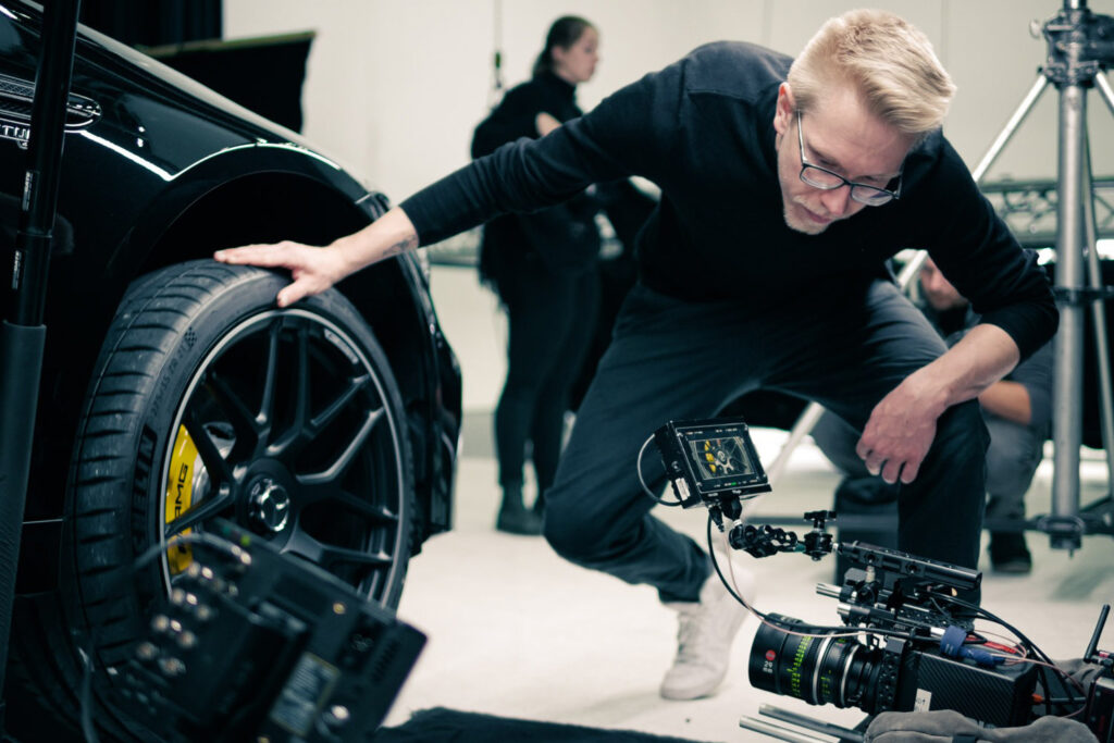 Mercedes-Behind-the-Scenes-5 Kopie